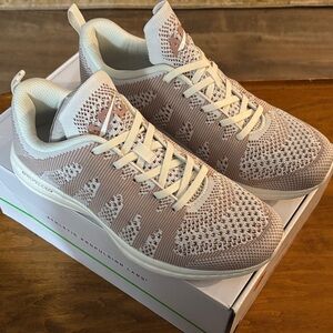 APL Women's Techloom Pro Latte Ivory Sneakers NIB